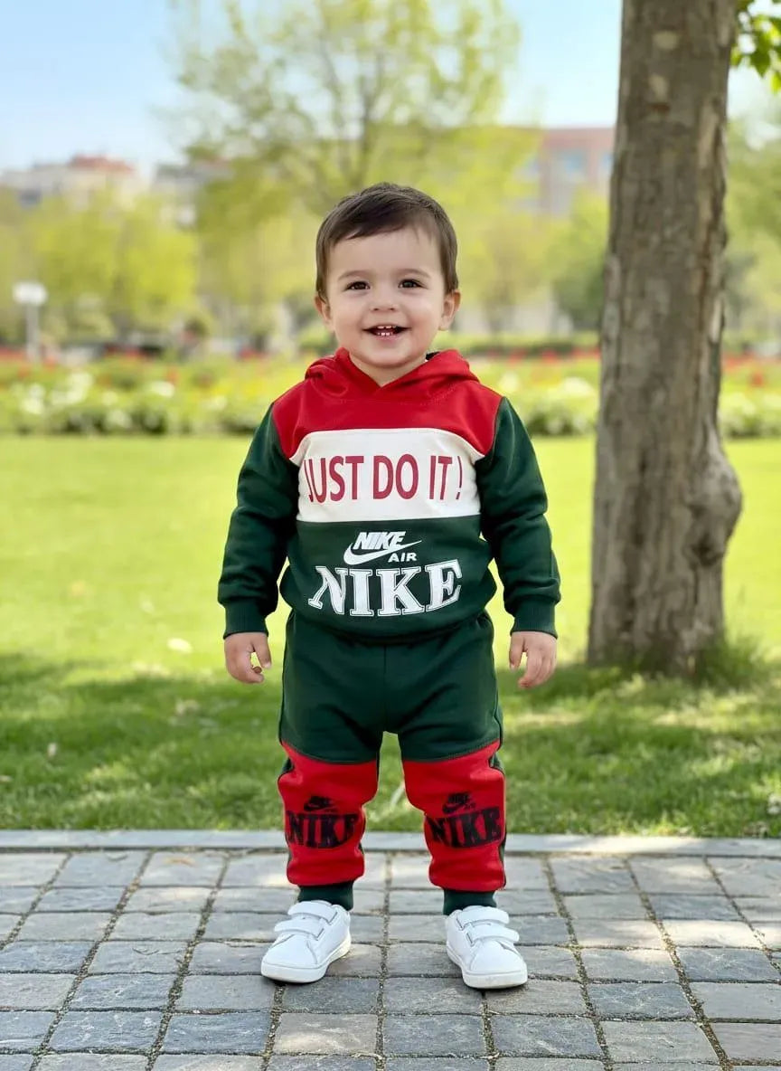 Boys Fleece Printed Tracksuit – Multicolor 2-Piece Winter Set