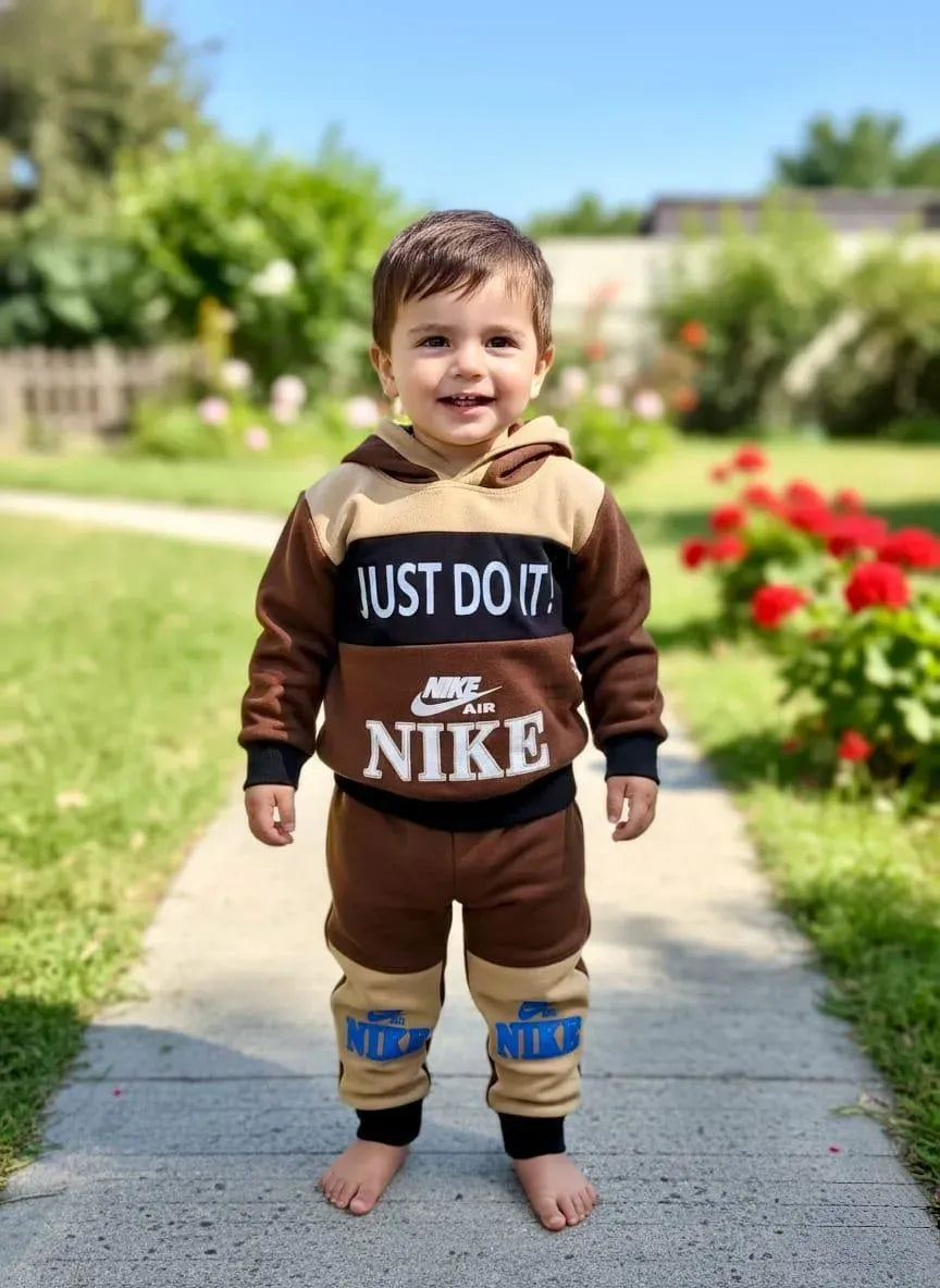 Boys Fleece Printed Tracksuit – Multicolor 2-Piece Winter Set