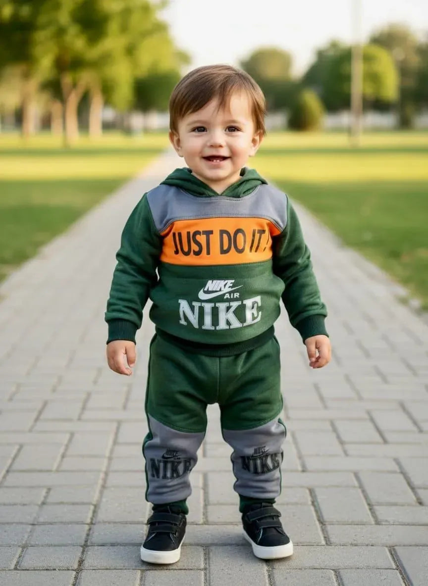 Boys Fleece Printed Tracksuit – Multicolor 2-Piece Winter Set